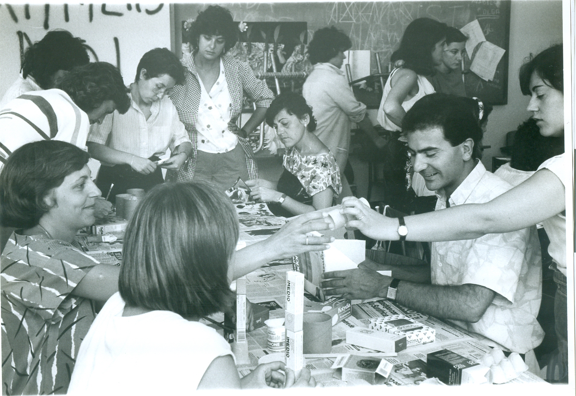 [26 de juny a Rosa Sensat] Acte inaugural de la 60a Escola d'Estiu a l'Av de les Drassanes