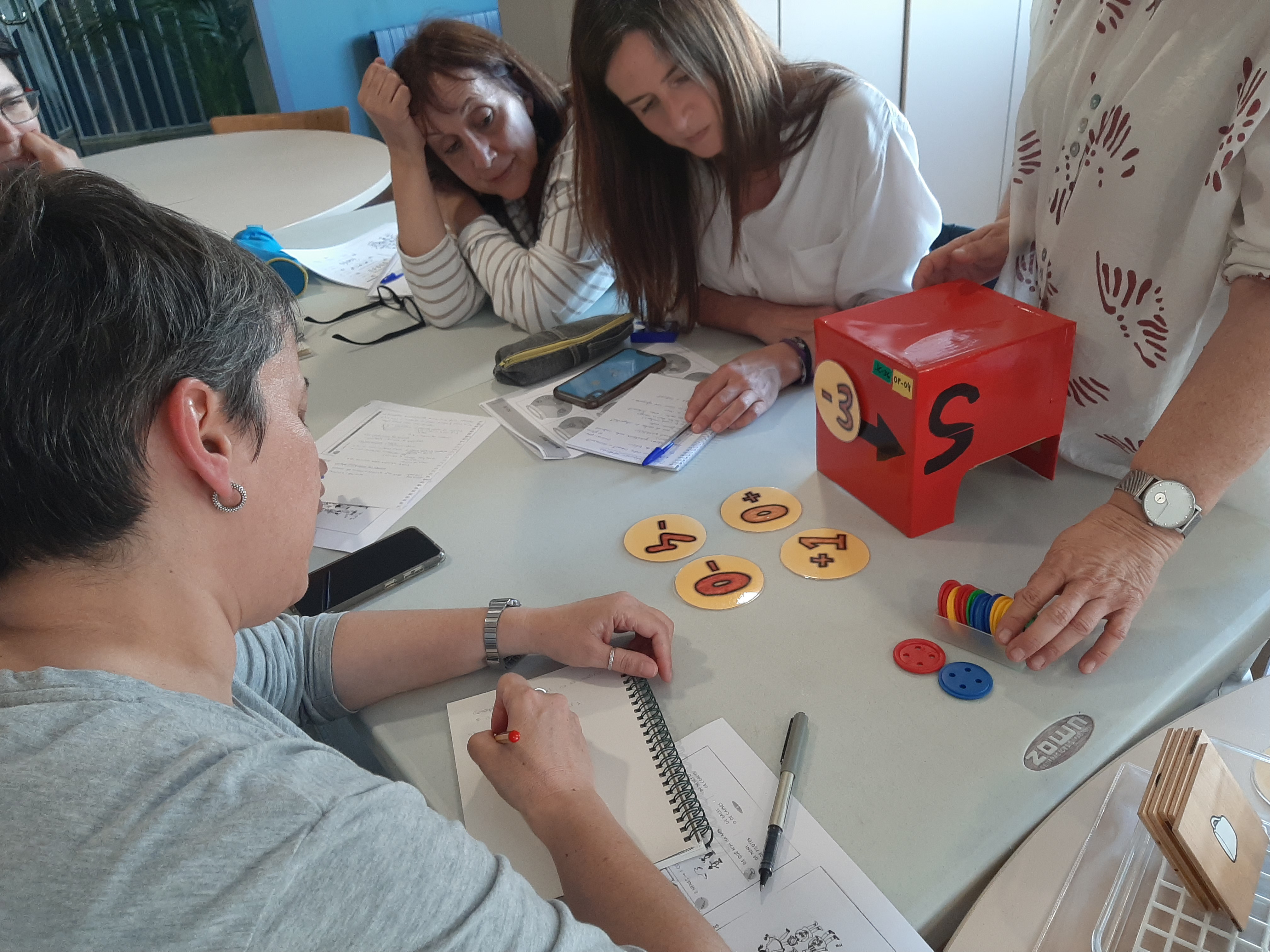 [19 maig] CAÀREM. El món dels nombres! Materials i activitats, per a petits i grans