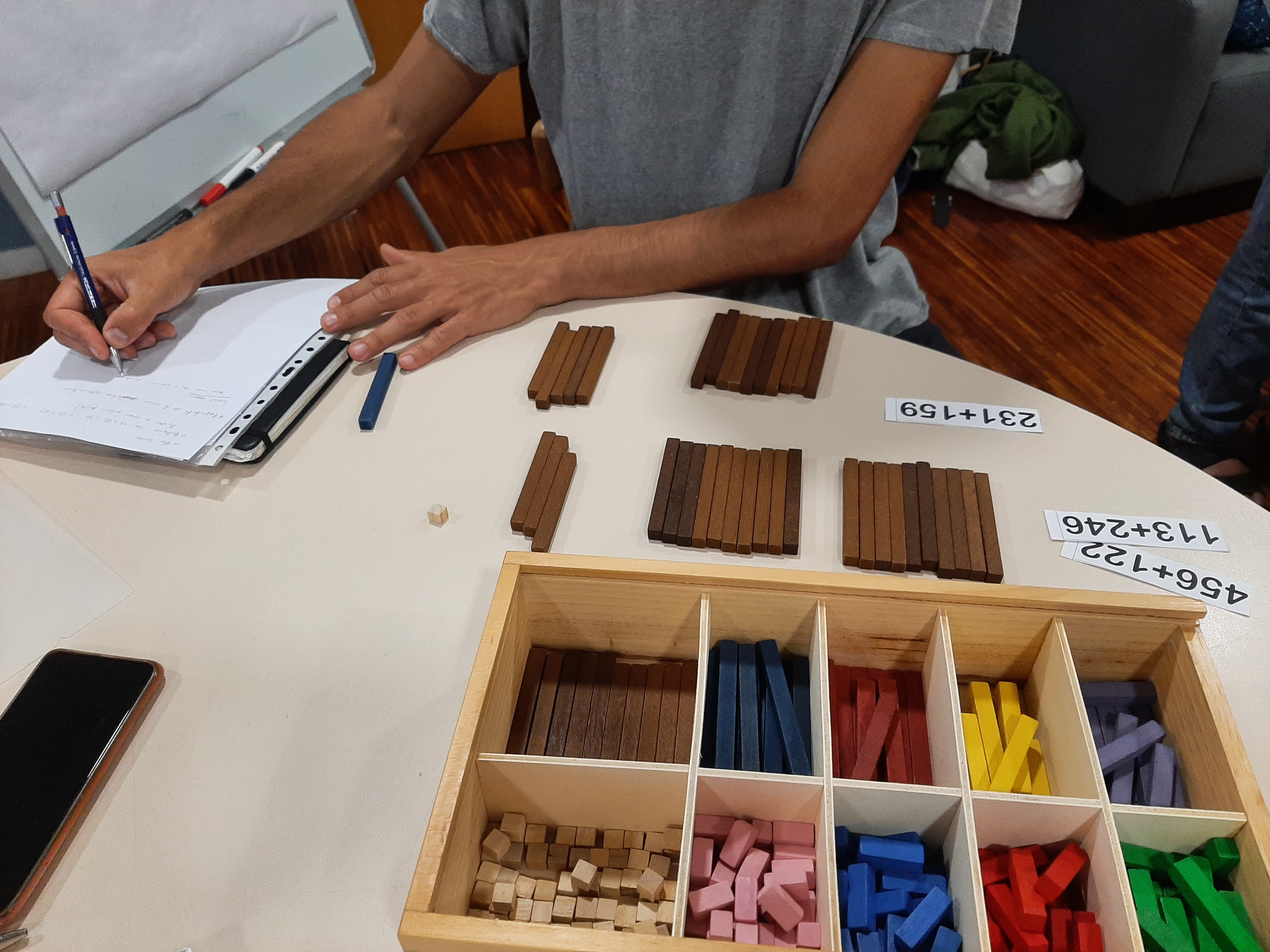 [18 novembre] CAÀREM. Continuem treballant les operacions amb reglets