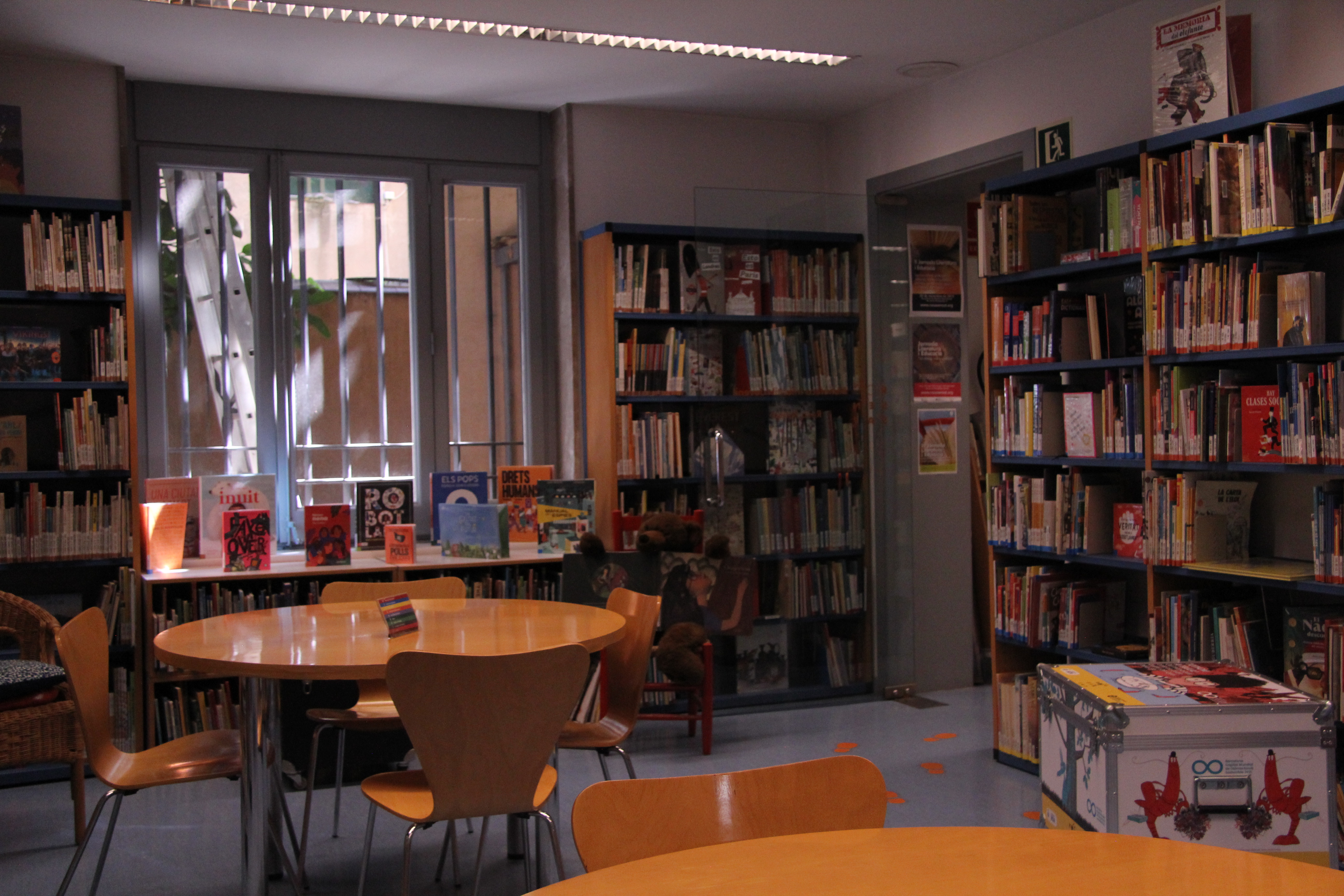 Ampliem els horaris d'obertura de la biblioteca de Rosa Sensat