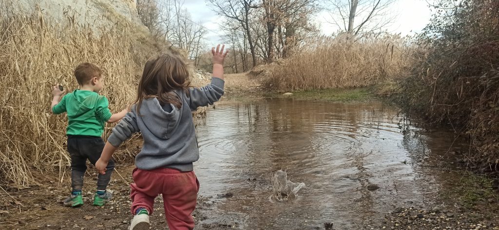 TENIR DRETS I NO TENIR INFÀNCIA. Tot recuperant el treball d’en Jordi Cots