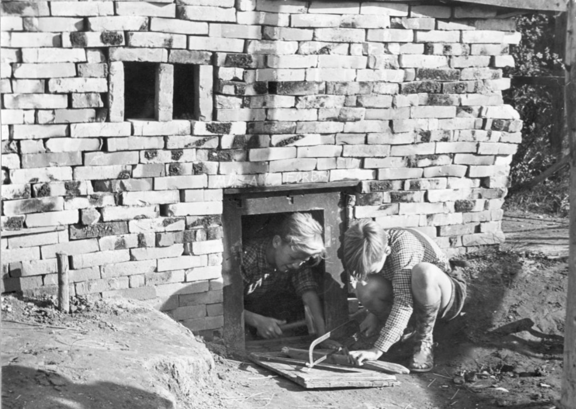 Equip formatiu - Infants i adults, una xarxa de relacions i aprenentatges