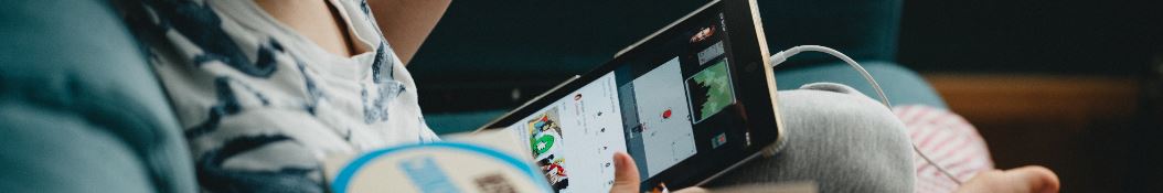 Pretenem traspassar la pantalla? Reflexions d'un educador confinat