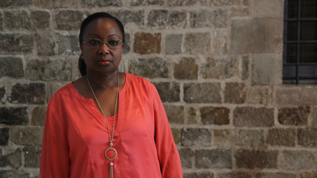 Adrienne Diop: “L’educació no només contribueix al progrés econòmic, també a la pau”