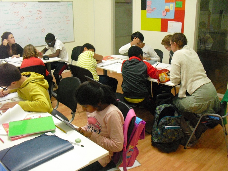 Absentisme escolar als barris de Llefià i la Salut de Badalona