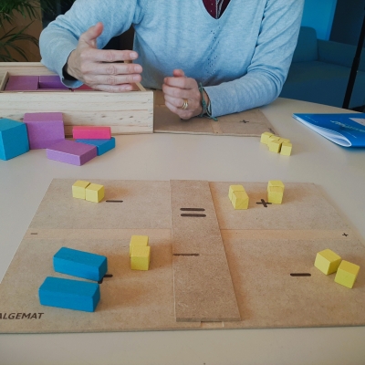 [13 maig] ALGEMAT i CÀAREM. Àlgebra amb material manipulatiu