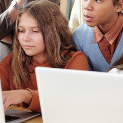 Premis DICOLED. Millora digital col·lectiva a l'educació