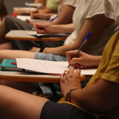 Preparació per al nivell superior (C2) de català per a docents