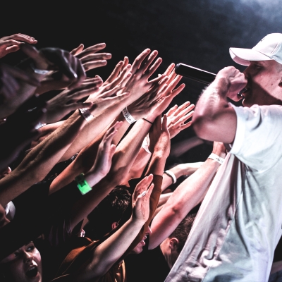 El rap entra a l’aula: implicacions per a l’educació lingüística i literària