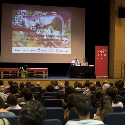 Com educar per comprendre el món de manera crítica?